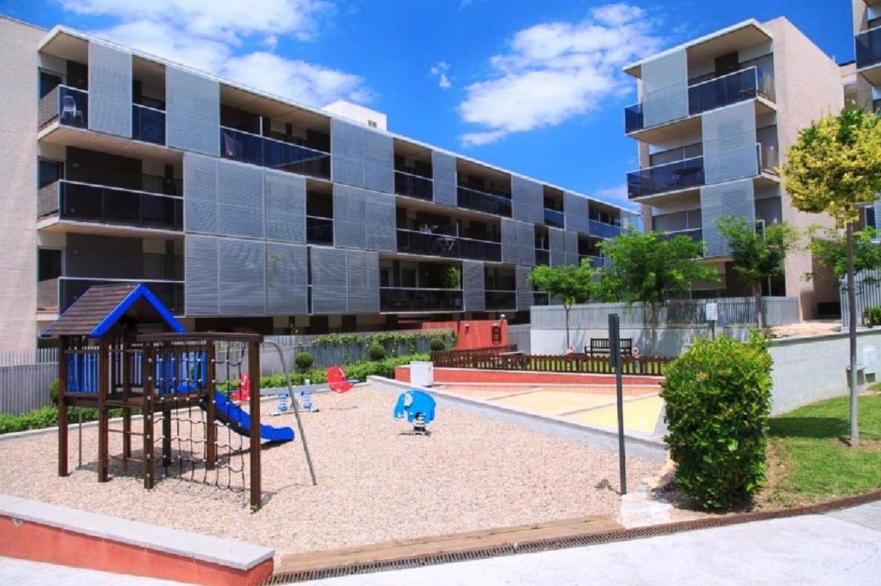 Paradise Village Hogaristic サロウ エクステリア 写真